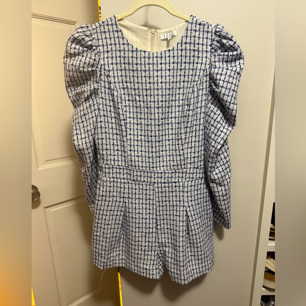 NWT TCEC tweed shorts romper